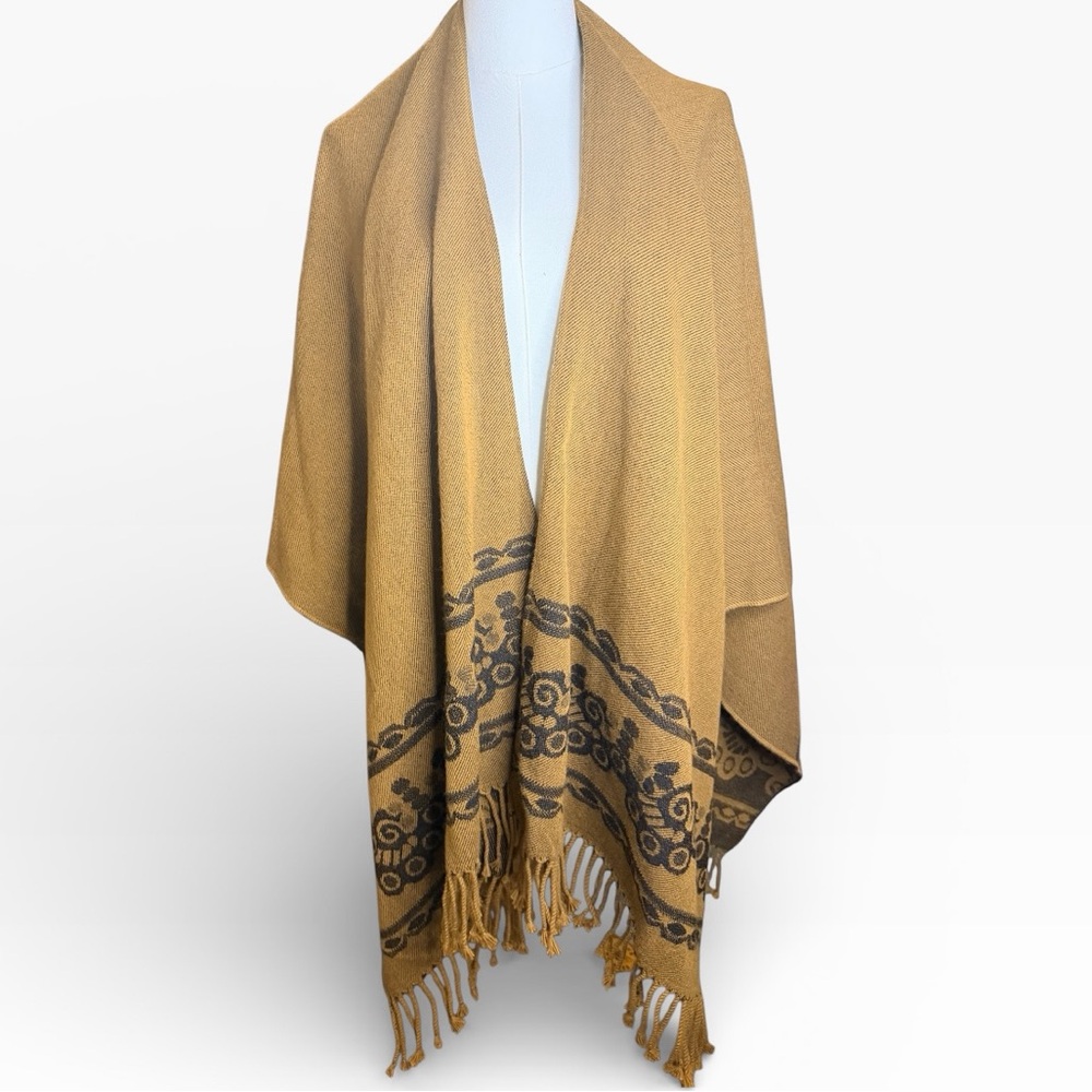 Señor Tyrone Fringe Poncho Shawl Wrap | One Size | Boho Southwestern